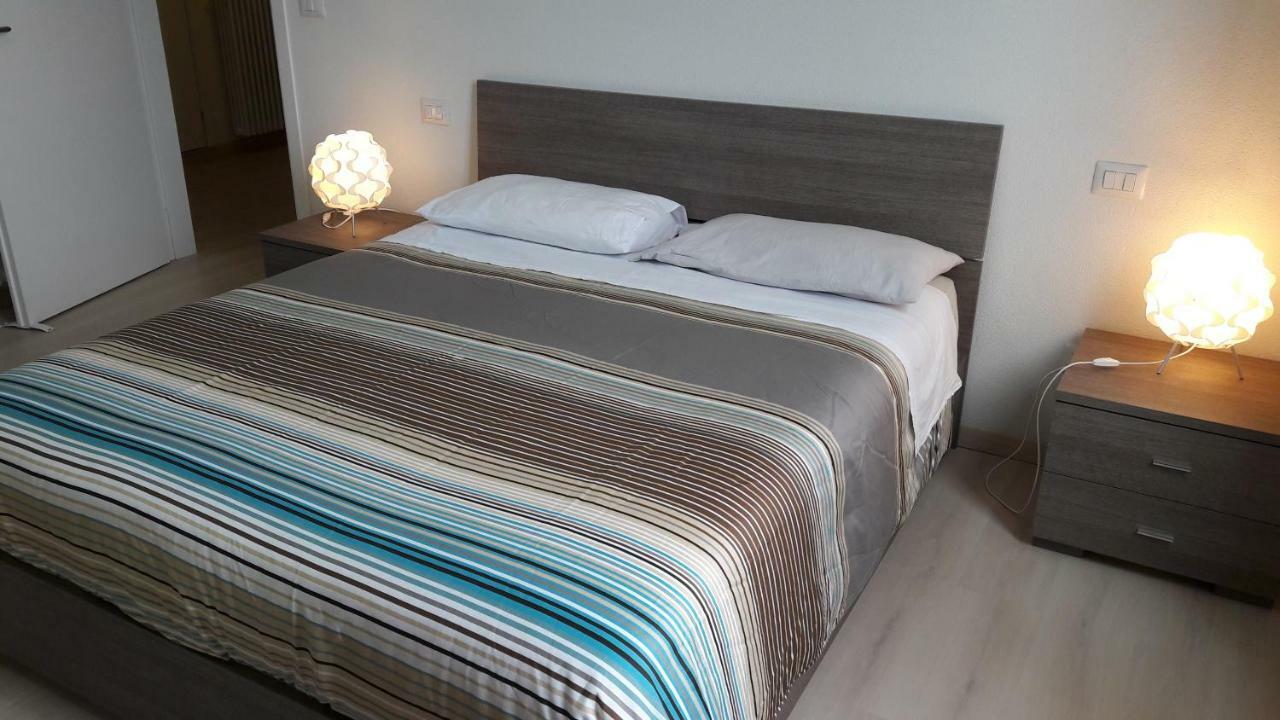 Residenza Lux Fronte Mare Apartment Vado Ligure Exterior foto